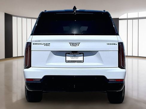 New 2026 Cadillac Escalade IQL Sport 1 w/ LPO, Floor Liner Package AWD/4WD image 4