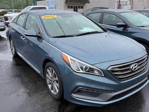 Used 2017 Hyundai Sonata Limited w/ Tech Package 03 FWD image 1