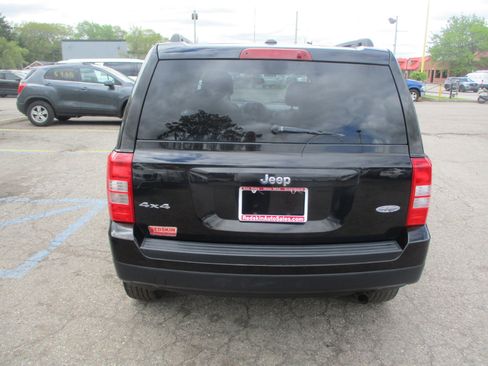 Used 2015 Jeep Patriot High Altitude image 5