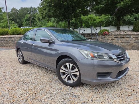Used 2015 Honda Accord LX image 21