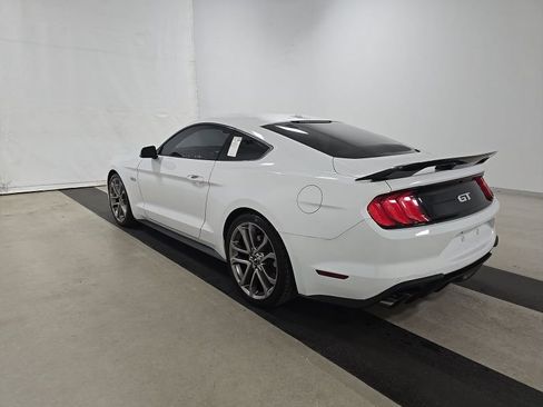 Used 2018 Ford Mustang GT Premium w/ Equipment Group 401A RWD image 5