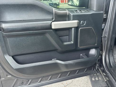 Used 2017 Ford F150 Raptor w/ Equipment Group 802A Luxury AWD/4WD image 20