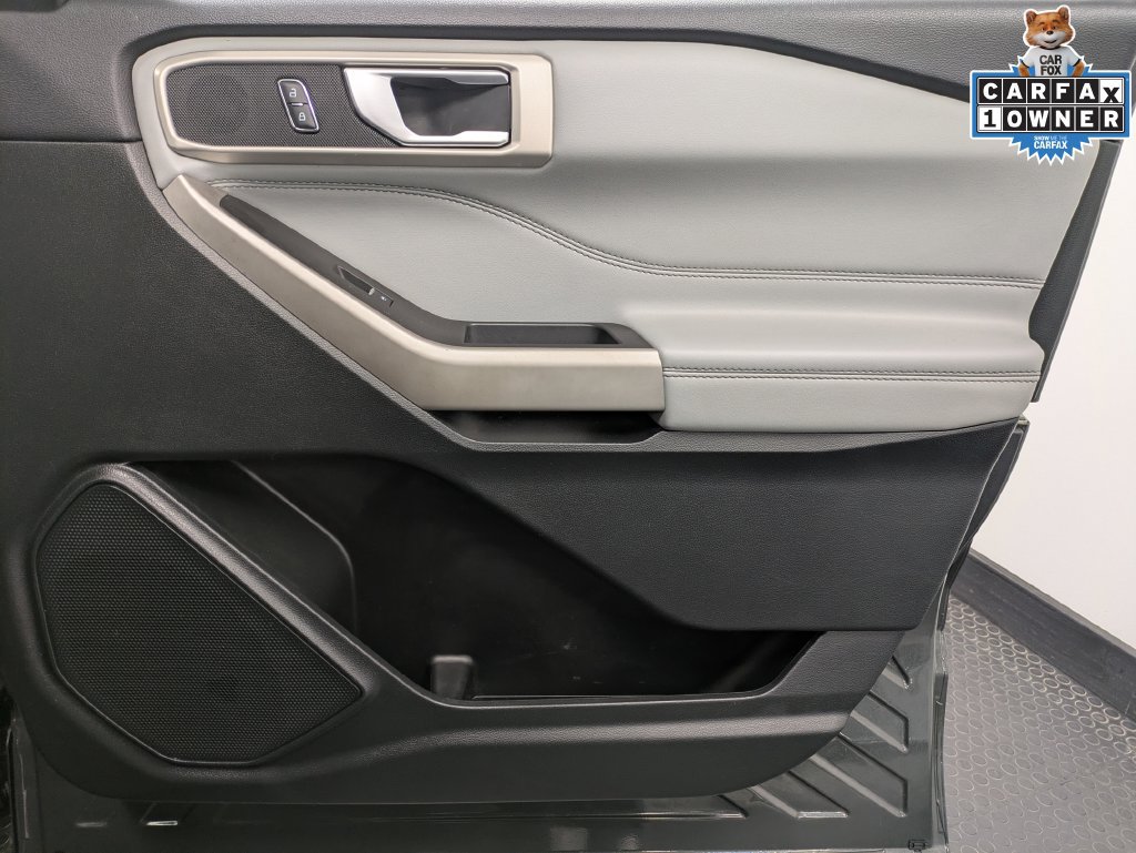 Certified 2023 Ford Explorer XLT w/ Equipment Group 202A AWD/4WD image 29