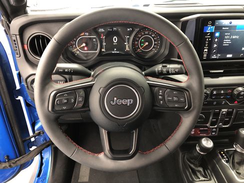 Certified 2024 Jeep Wrangler Unlimited Rubicon image 21