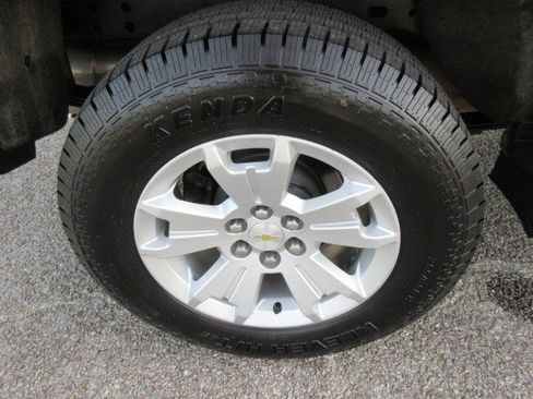 Used 2017 Chevrolet Colorado LT w/ LT Convenience Package image 10