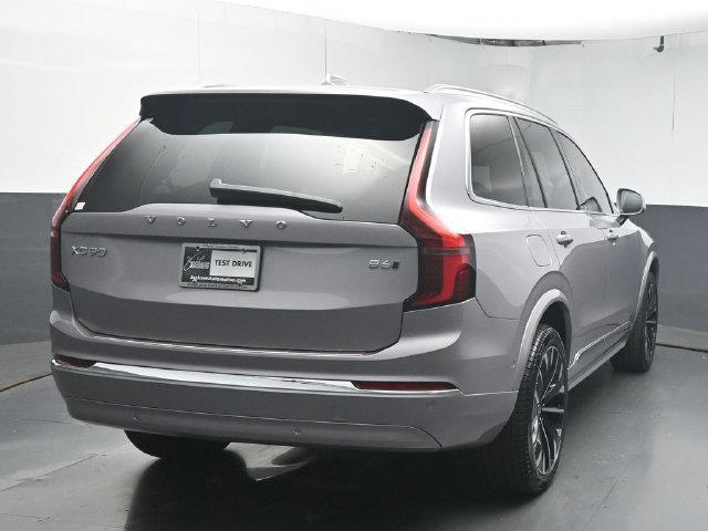 Used 2026 Volvo XC90 B6 Plus w/ Protection Package Premier AWD/4WD image 7