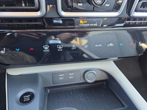 New 2026 Nissan Sentra SL w/ Floor Mat Package FWD image 23