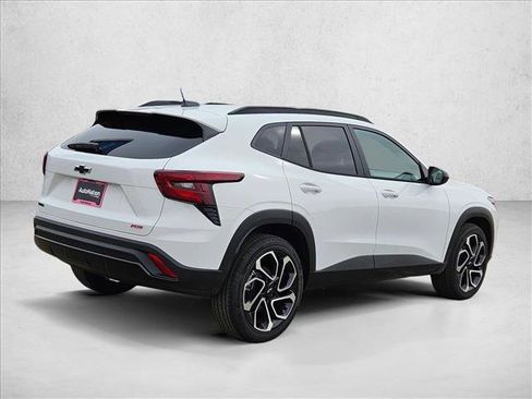 New 2026 Chevrolet Trax RS w/ Sunroof Package image 2