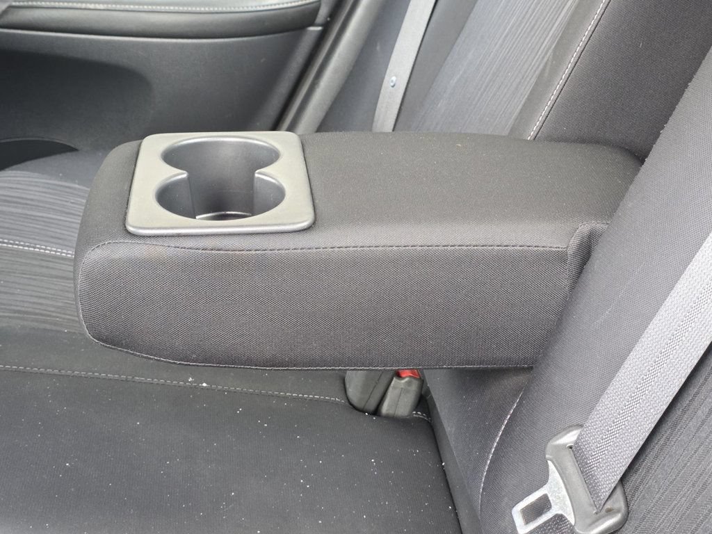 Used 2016 Nissan Sentra SV FWD image 10