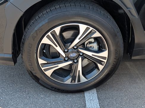 Certified 2025 Subaru Crosstrek 2.5i Premium AWD/4WD image 15