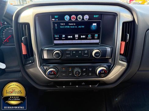 Used 2018 Chevrolet Silverado 1500 LT w/ All Star Edition AWD/4WD image 17