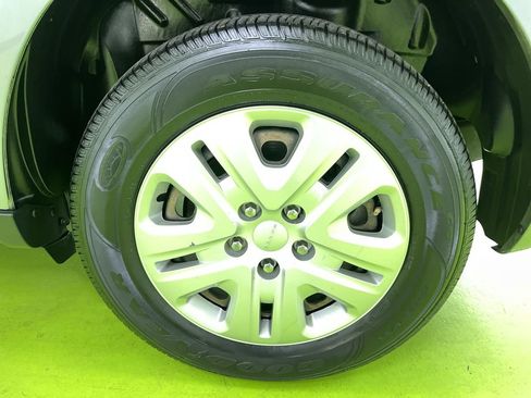 Used 2020 Dodge Journey SE image 14