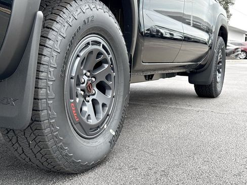 New 2026 Nissan Frontier PRO-4X w/ Pro Premium Package AWD/4WD image 18