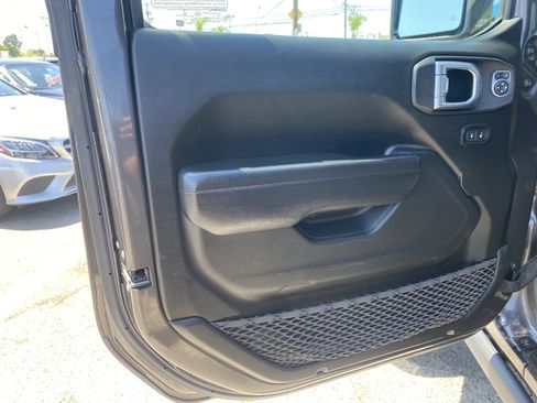 Used 2022 Jeep Gladiator Sport AWD/4WD image 22