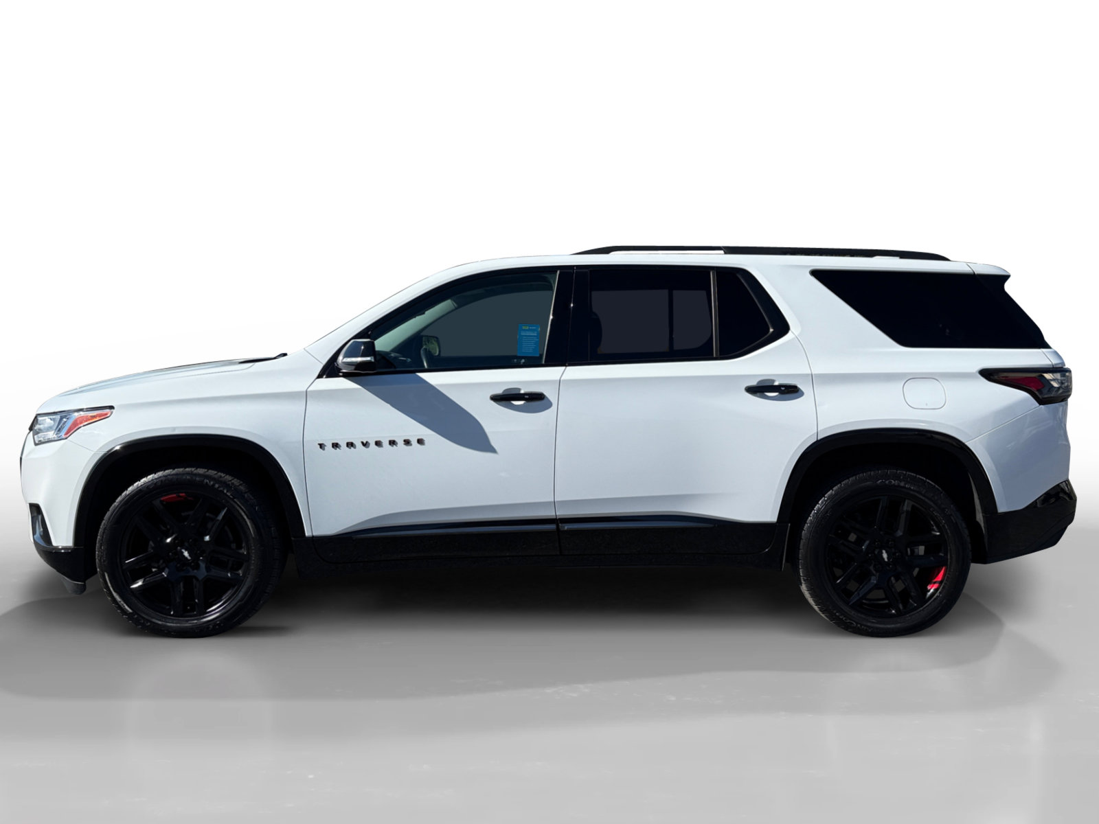 Used 2020 Chevrolet Traverse Premier w/ Redline Edition AWD/4WD image 2