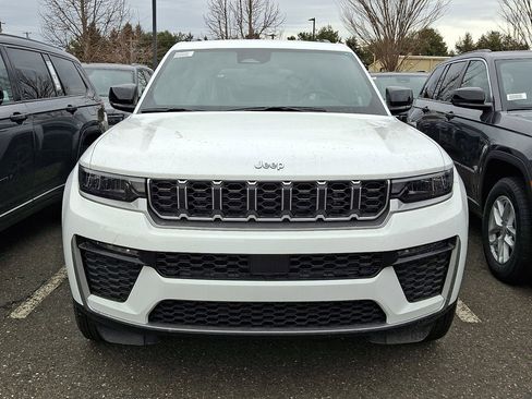 New 2026 Jeep Grand Cherokee Limited image 2