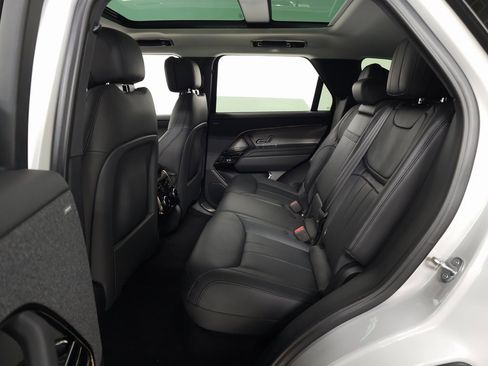 Used 2023 Land Rover Range Rover Sport SE image 33