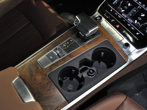 Used 2022 Audi A6 Premium Plus image 32