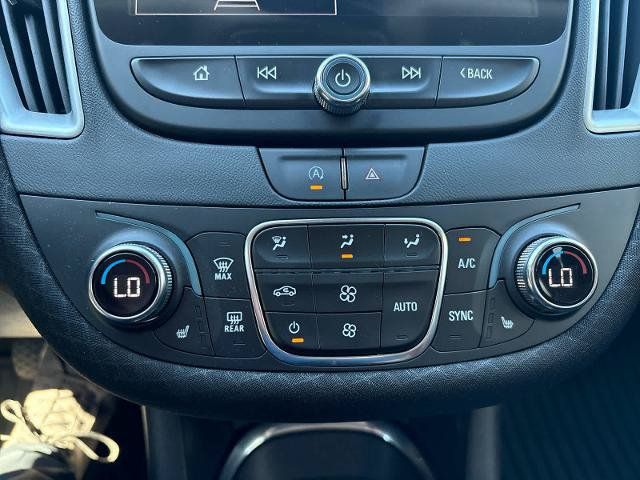 Used 2023 Chevrolet Malibu LT FWD image 25