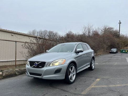 Used 2012 Volvo XC60 T6 R-Design image 7