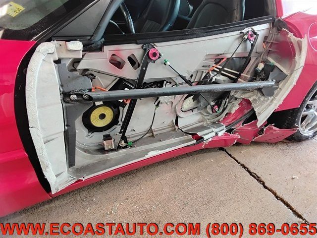 Used 1999 Chevrolet Corvette Coupe w/ Roof Pkg RWD image 17