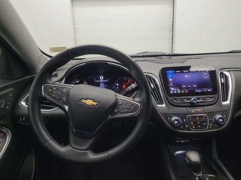 Used 2024 Chevrolet Malibu LT image 22