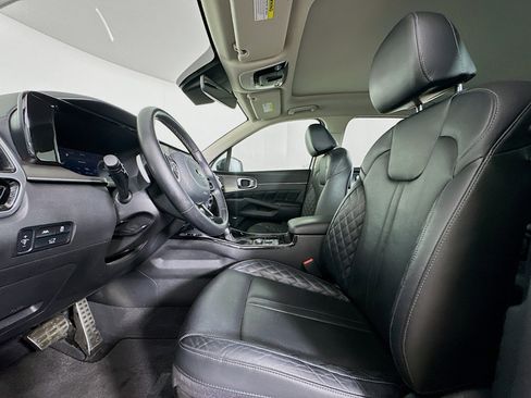 Used 2021 Kia Sorento SX FWD image 13