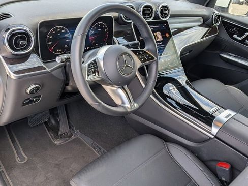 Used 2026 Mercedes-Benz GLC 300 4MATIC image 10