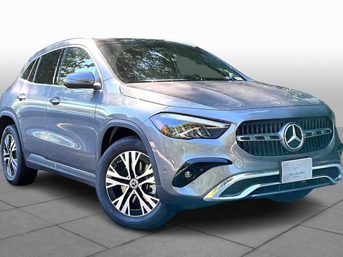 New 2026 Mercedes-Benz GLA 250 4MATIC image 2