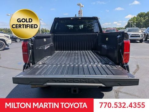 Certified 2024 Toyota Tacoma TRD Off-Road AWD/4WD image 10