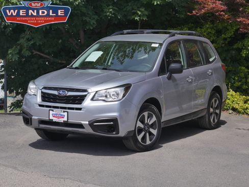 Used 2018 Subaru Forester 2.5i w/ Alloy Wheel Package AWD/4WD image 1