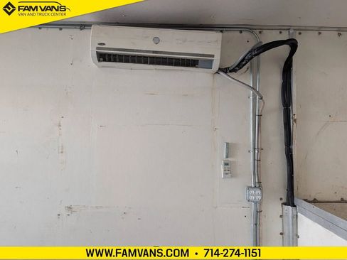 Used 2015 Ford F550 2WD Regular Cab Super Duty image 15