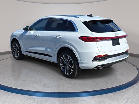 New 2026 Audi Q5 Premium AWD/4WD image 7