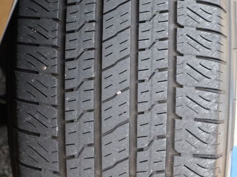Used 2021 Ford F150 Lariat AWD/4WD image 11