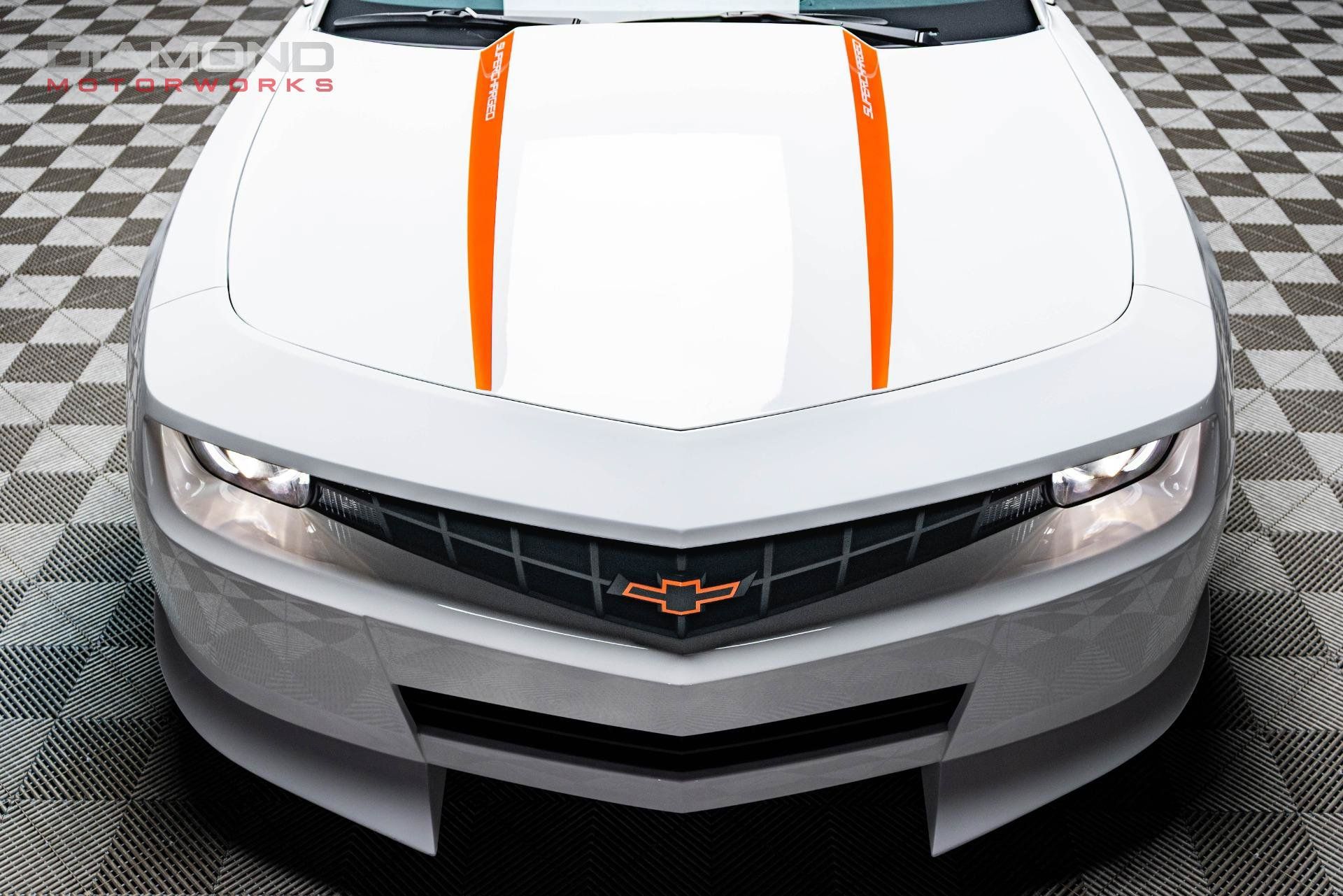 Used 2010 Chevrolet Camaro SS w/ LPO, Ground Effects Package RWD image 56