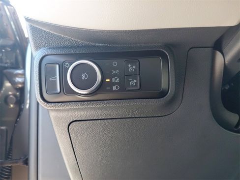 New 2026 Ford Explorer Active w/ Active Comfort Package image 31