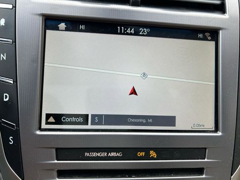 Used 2017 Lincoln MKZ Reserve w/ Climate Package image 24