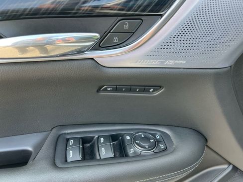 Used 2023 Cadillac XT6 Premium Luxury w/ Technology Package image 26