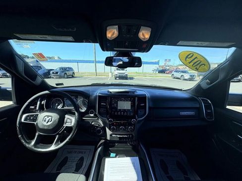 Used 2019 RAM 1500 Big Horn AWD/4WD image 17