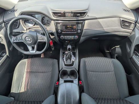 Used 2018 Nissan Rogue S AWD/4WD image 21