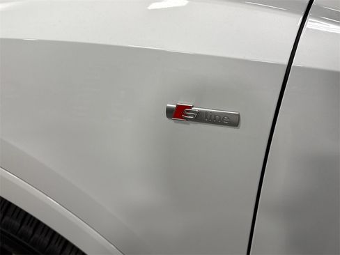 Used 2022 Audi Q3 2.0T Premium image 18