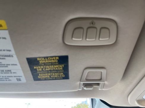 Used 2021 Lincoln Corsair Standard w/ Premium Package image 34