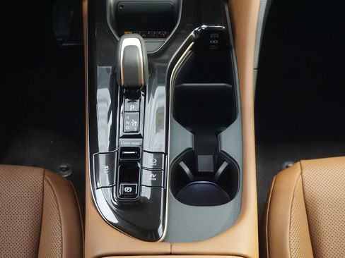 New 2026 Toyota Crown Signia AWD/4WD image 34