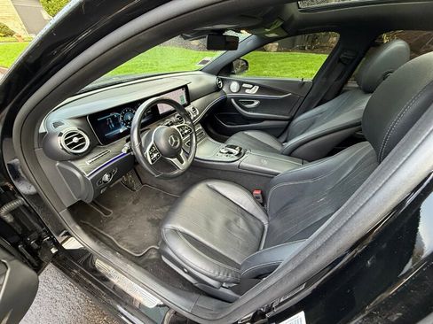 Used 2019 Mercedes-Benz E 300 E 300 image 7