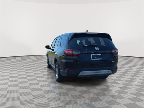 New 2025 Honda Pilot EX-L image 7