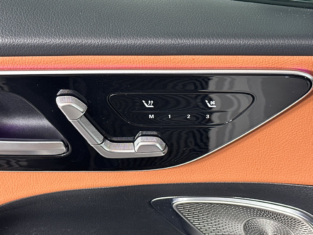 Certified 2024 Mercedes-Benz C 300 Sedan image 11