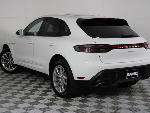 Certified 2026 Porsche Macan AWD/4WD image 3