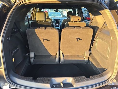 Used 2019 Ford Explorer Sport w/ Equipment Group 401A image 7