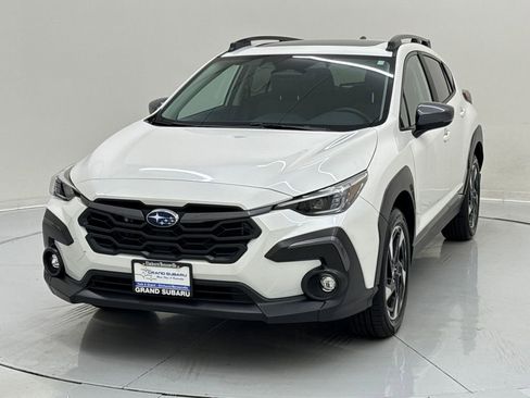 Used 2025 Subaru Crosstrek 2.5i Limited image 1