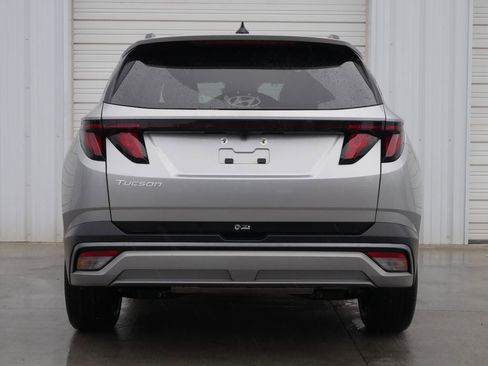 Used 2025 Hyundai Tucson SEL FWD image 8